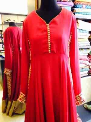 Ladies Dress Boutiques